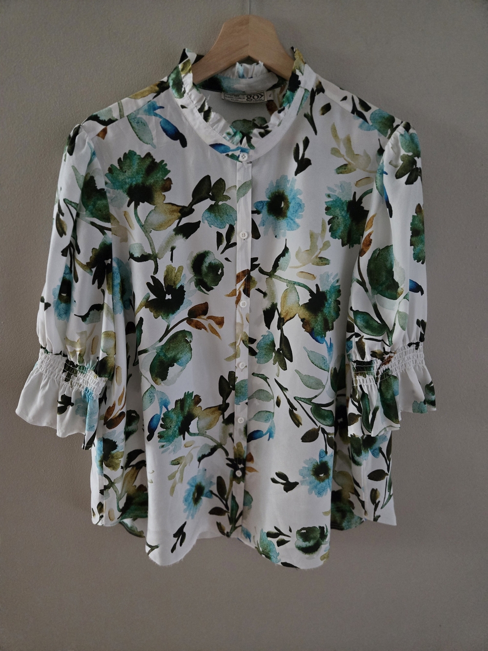 Go by GoSilk Blouse Short Sleeve Floral 100% Puff Short Sleeves